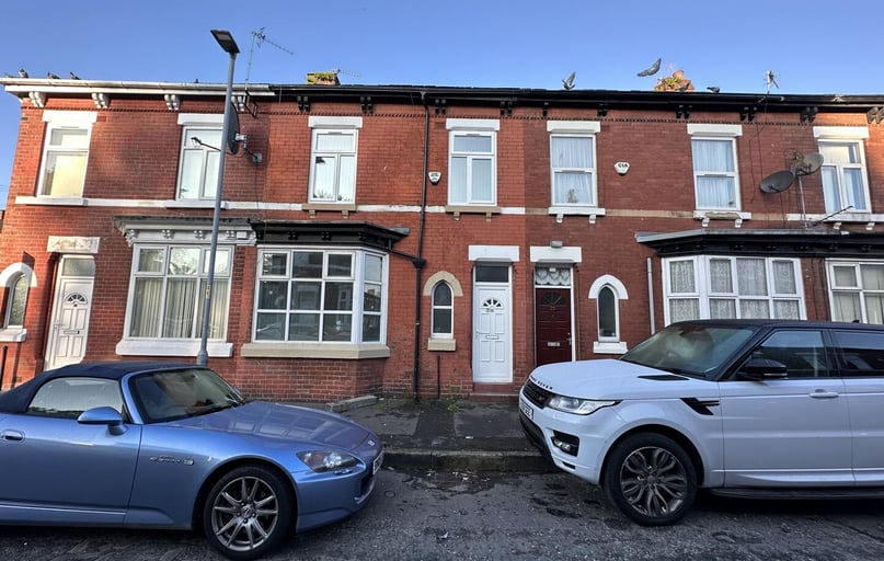 Deyne Avenue, Rusholme, Manchester - Image 1